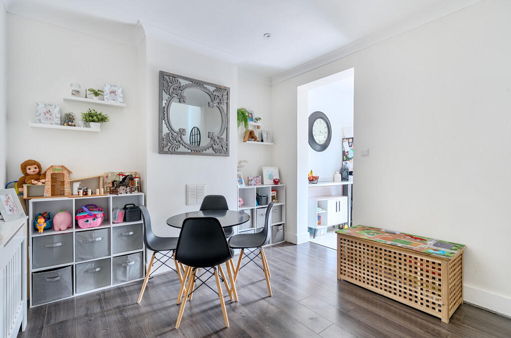 1324775-8-6876091...