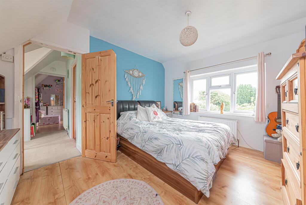 153 Lower Farnham Road  (23).jpg