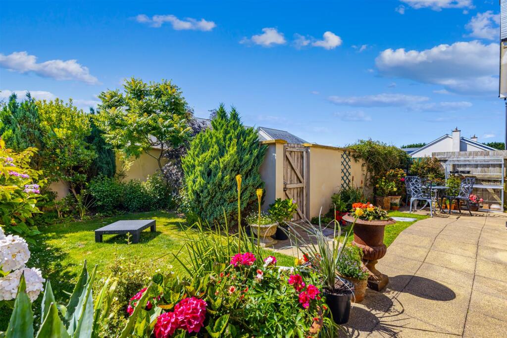 A07 - 5 Eastacoombes Way Marlborough - 250708.jpg