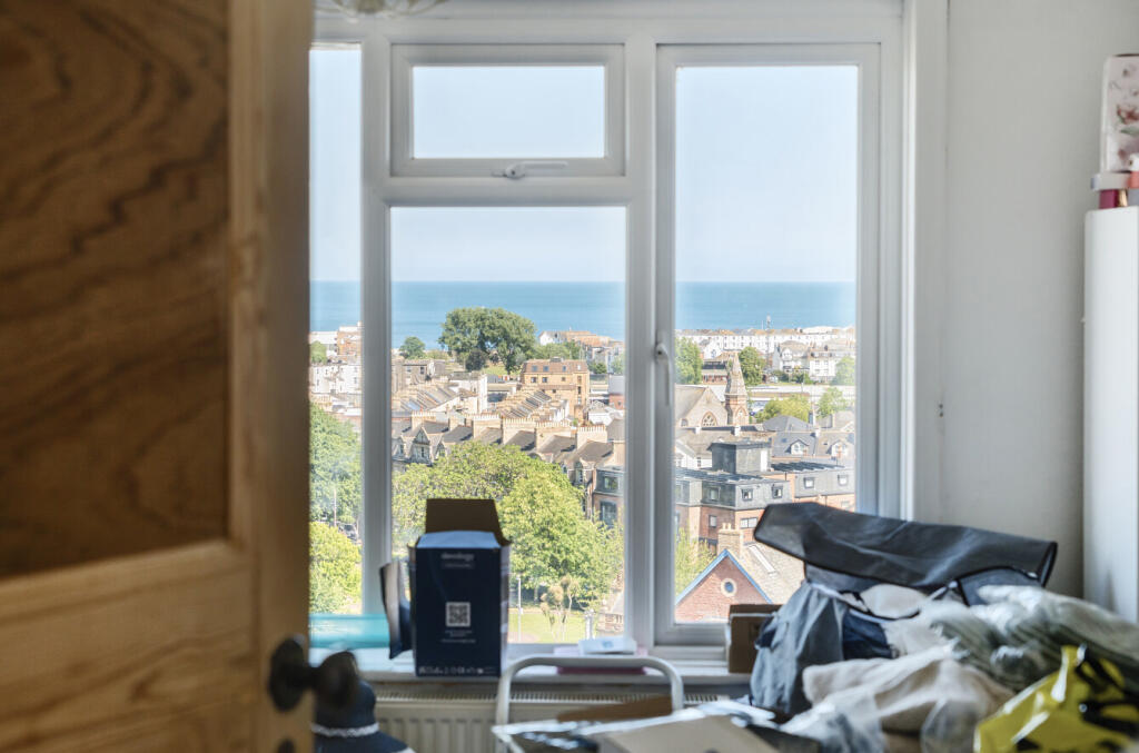 1286033-15-683db9...