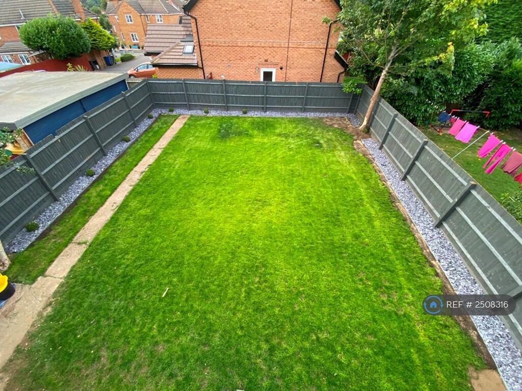 Large Comunal Garden
