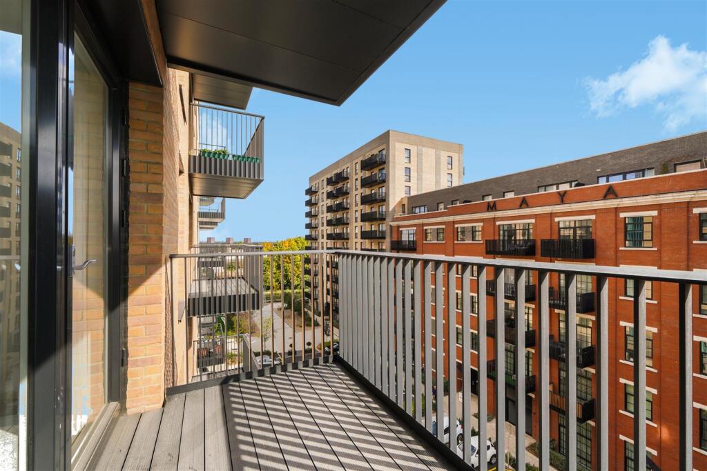 Flat 146, Arusha Court - 1jbqkuFBFhBtoqqWolJG.jpg
