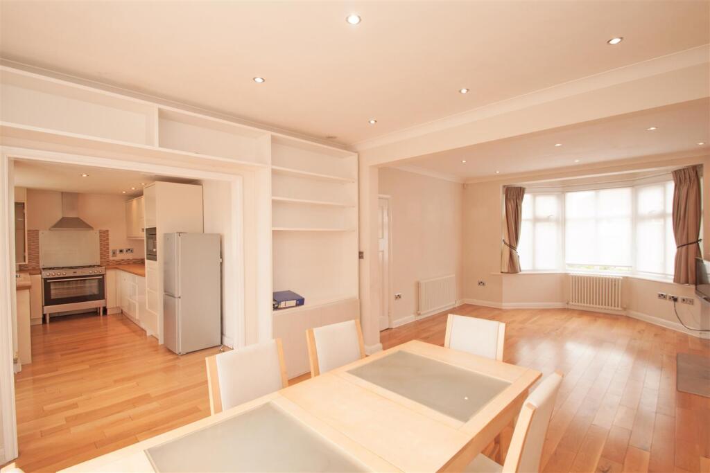 Lounge &amp; Kitchen.jpg