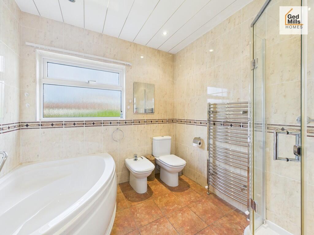 CAM04261G0-PR0103...