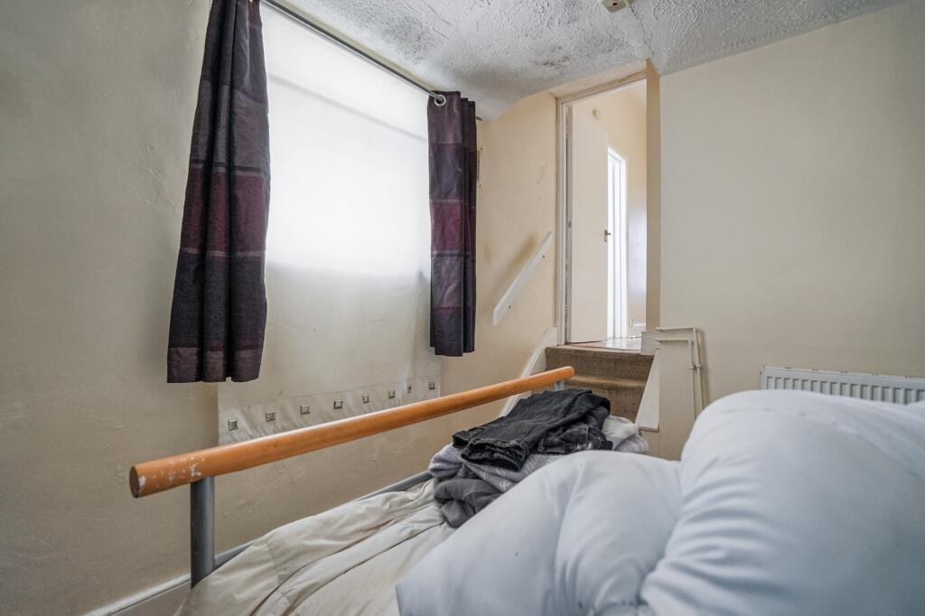 Flat 1, 110 Portland Road, South Norwood London, SE25 4PJ