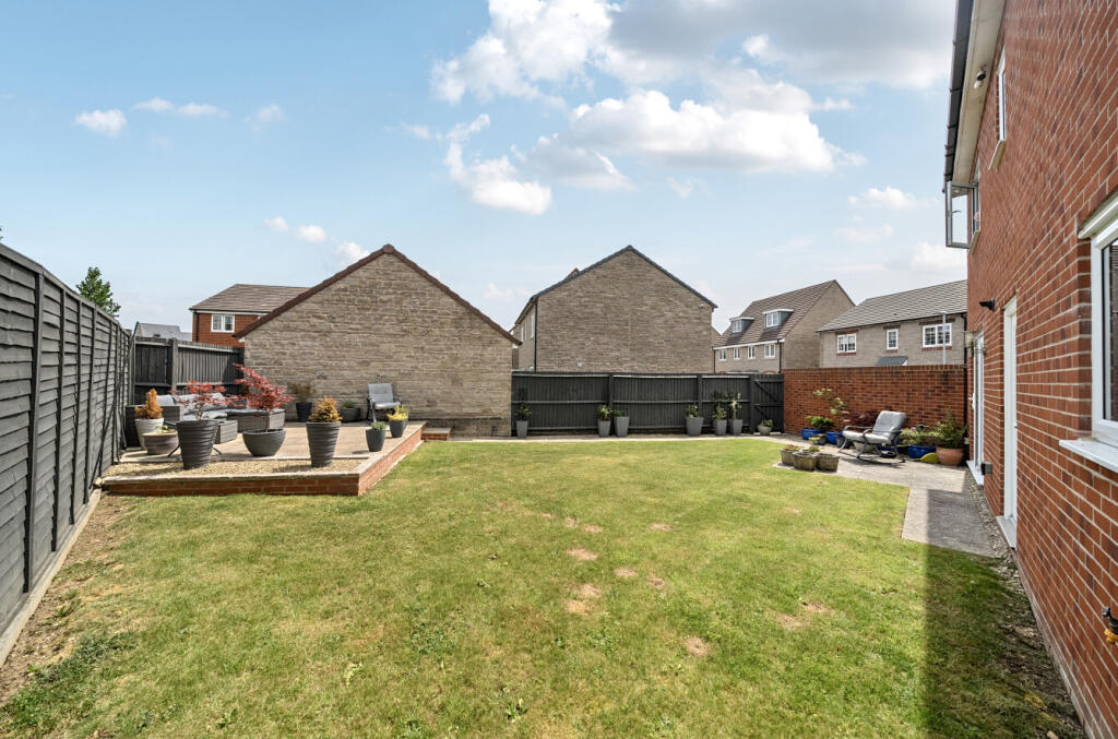 13130789685553bef0169