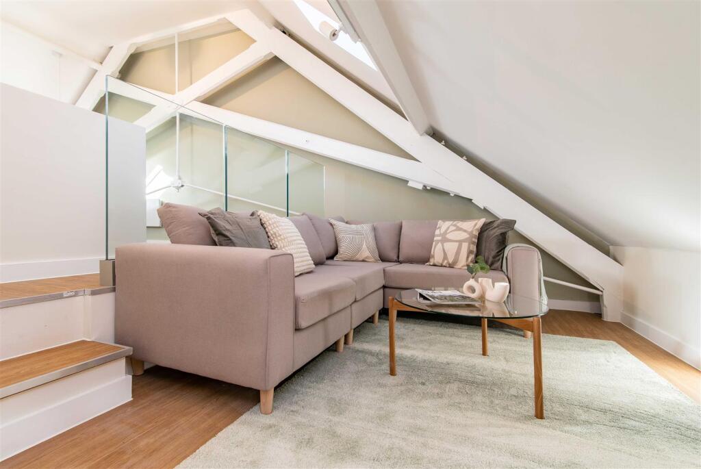 lovelace low-res-43.jpg