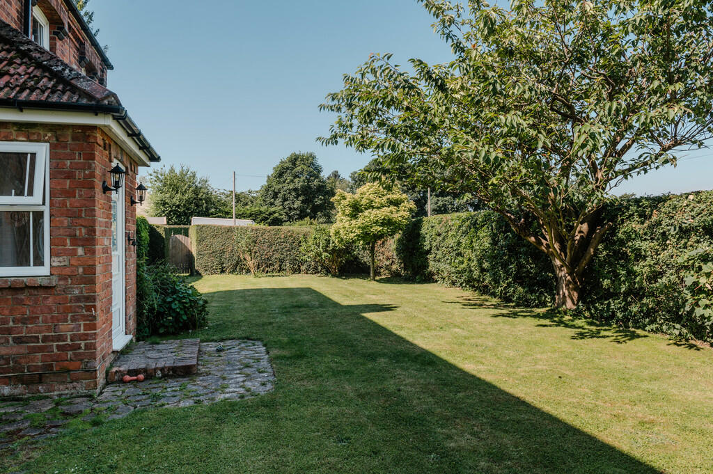 sunsethousefriskn...