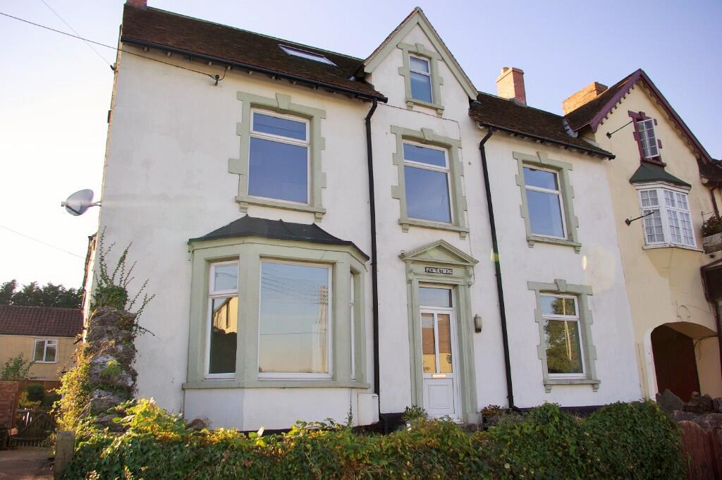 ***5 BEDROOM CHARACTER PROPERTY WITH LAND***