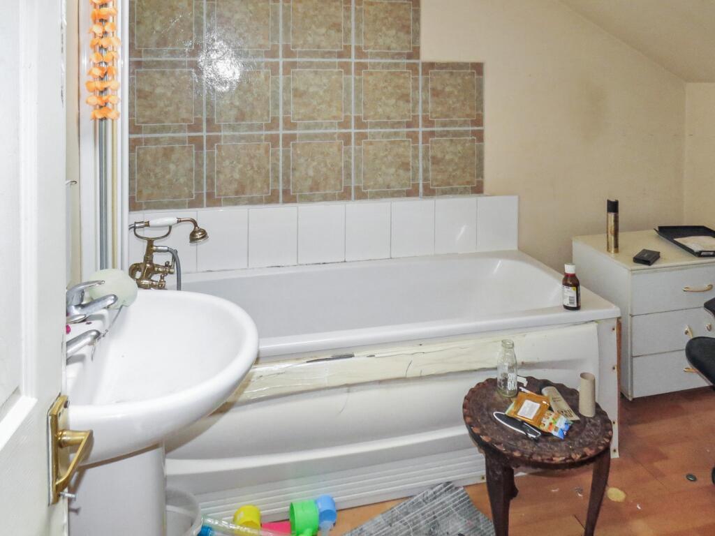 20251014053344 IMG 6060 NG6gs T202510151857.jpg