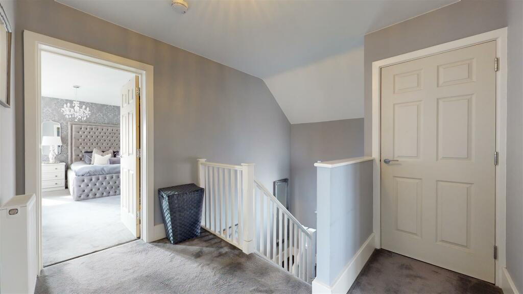 SECOND FLOOR LANDING