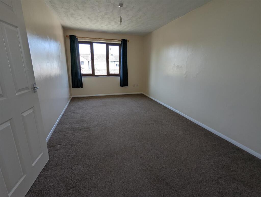 Living room.jpg