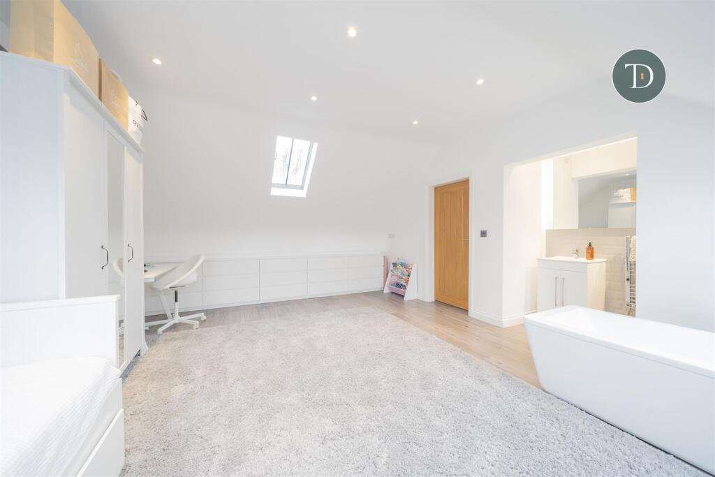 Claughton Firs, Oxton (33).jpg