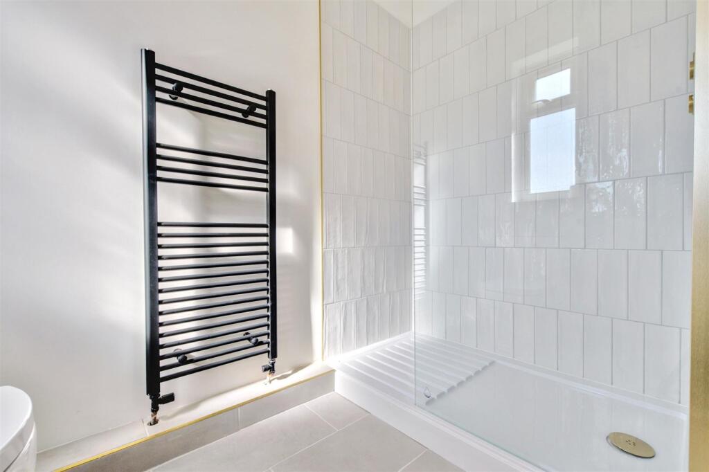 Ground Floor Shower Room/w.c.