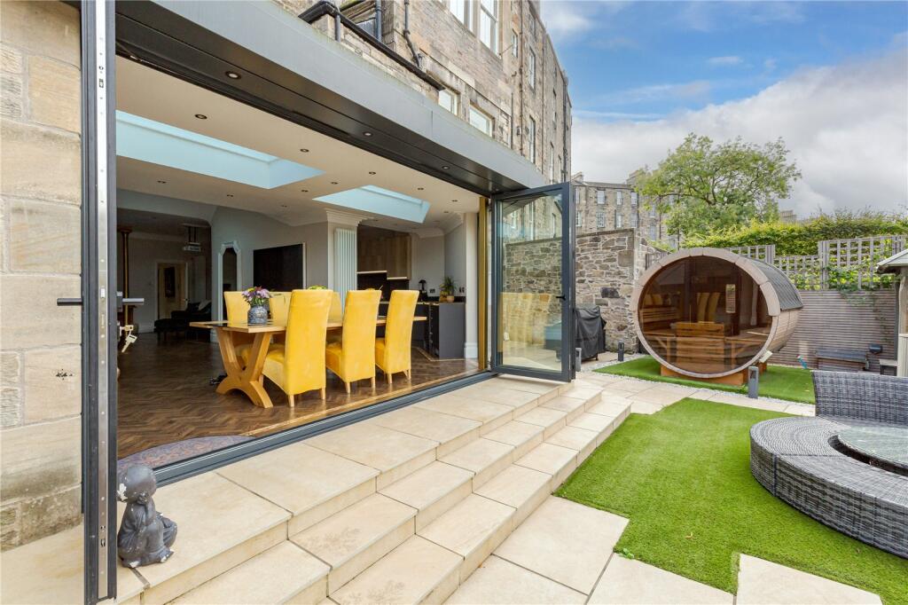 Private Rear Garden