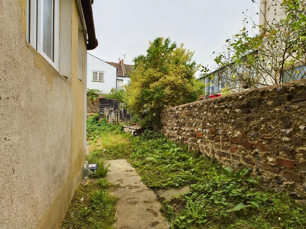 Basement Flat