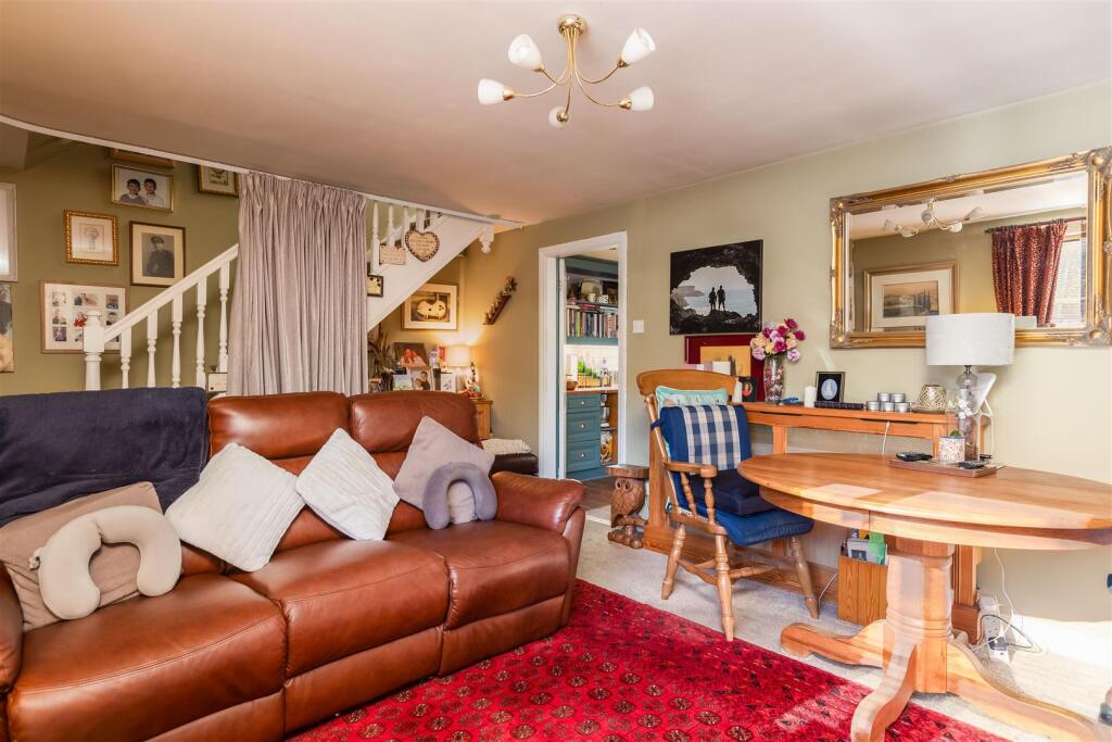 Northdale Cottages 2 Reception Room-3.jpg
