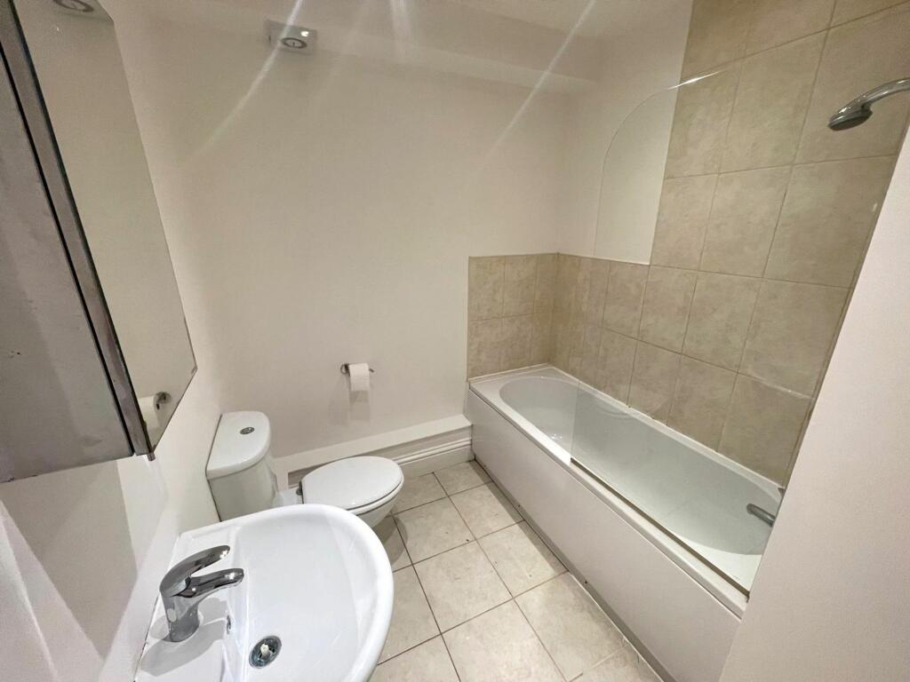 HOUSE BATHROOM