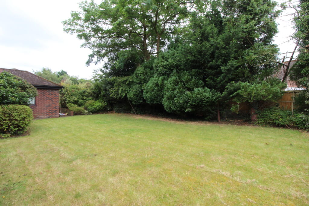 J Rear Garden (3).JPG