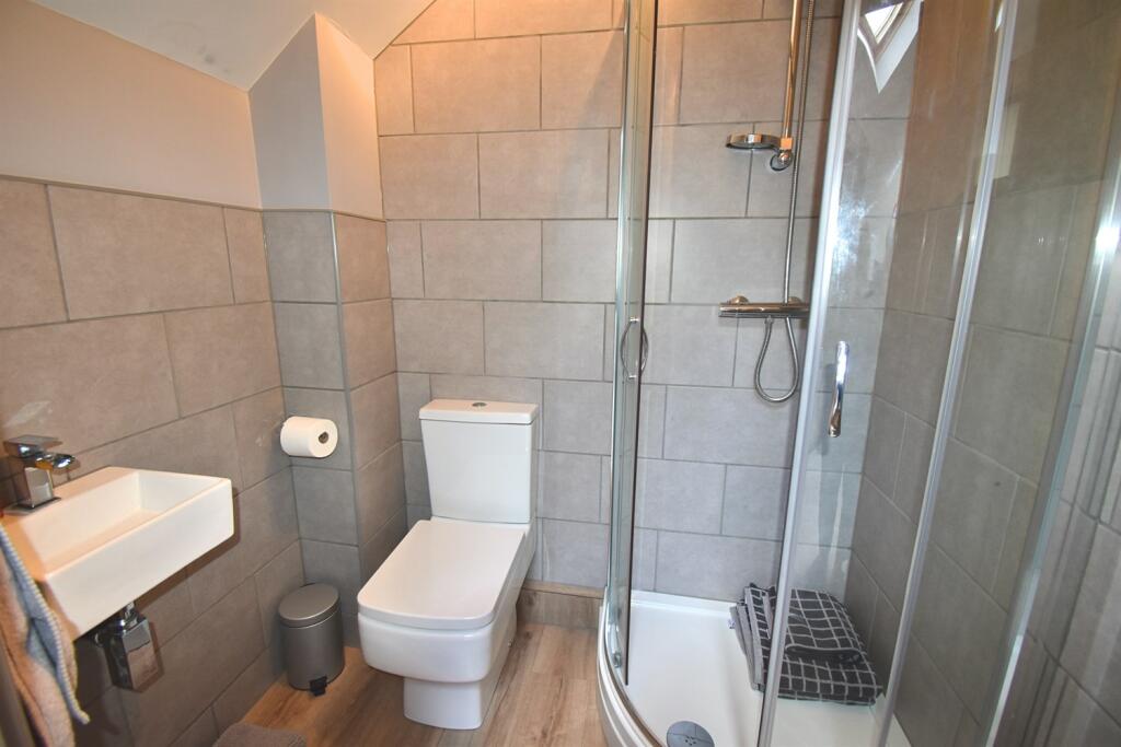 Ensuite Shower Room 