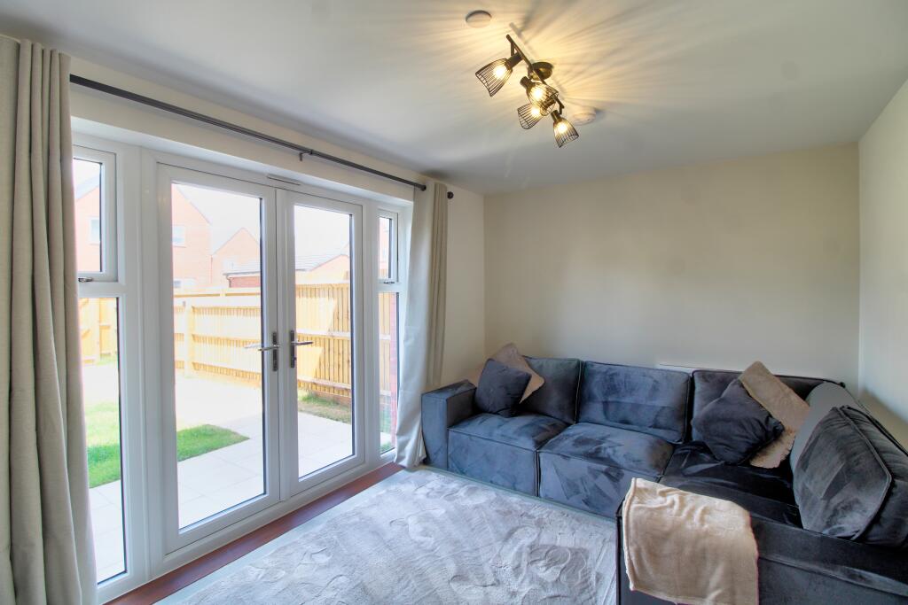 IMG_2270_1_2_Interior 4