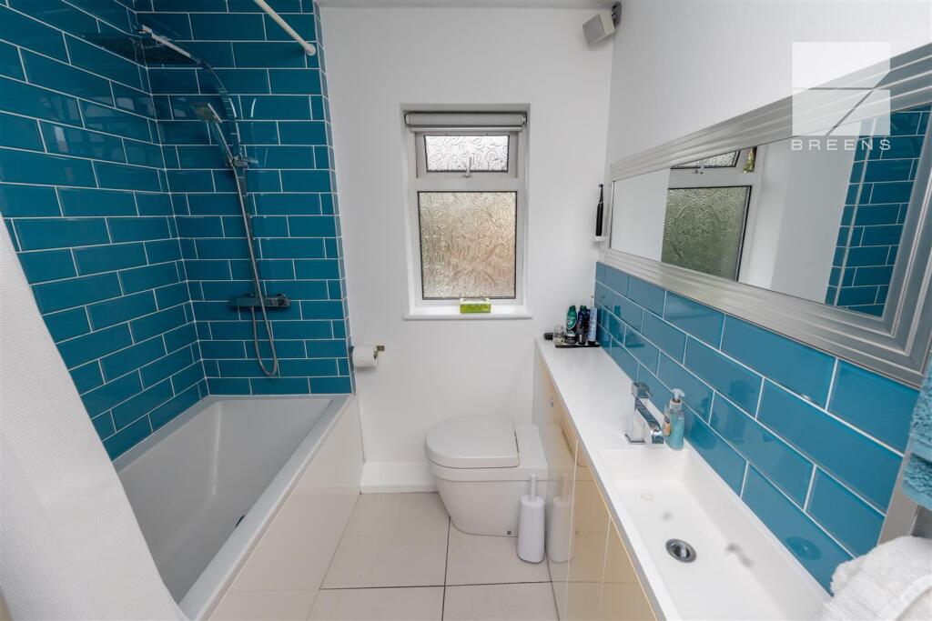 8 Belmont Close_0034.jpg