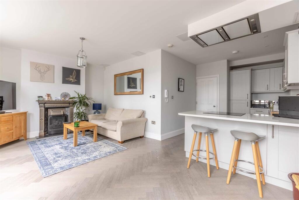 a801RLS (11 of 19).jpg