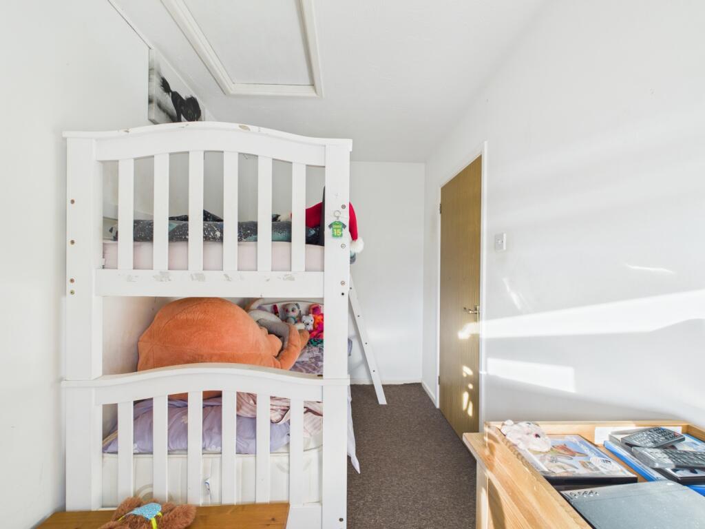 CAM02023G0-PR0186-STILL007