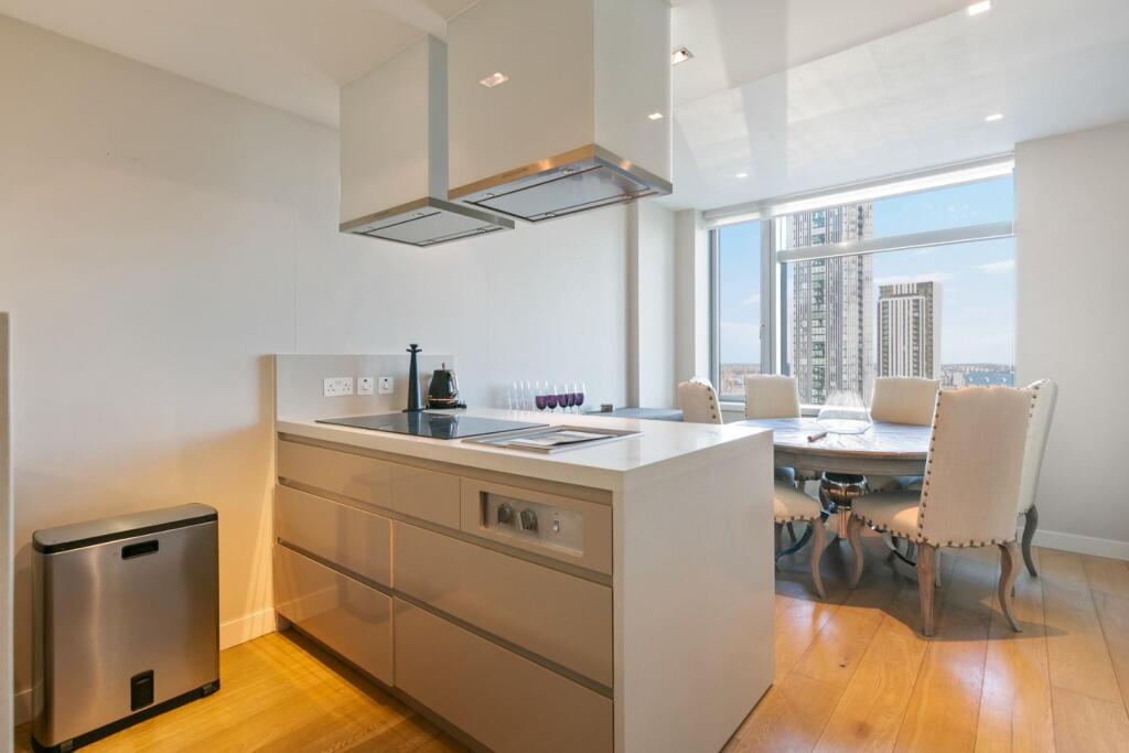 Flat 4004, 3 Pan Peninsula Square E14 9HR-Lowres-1