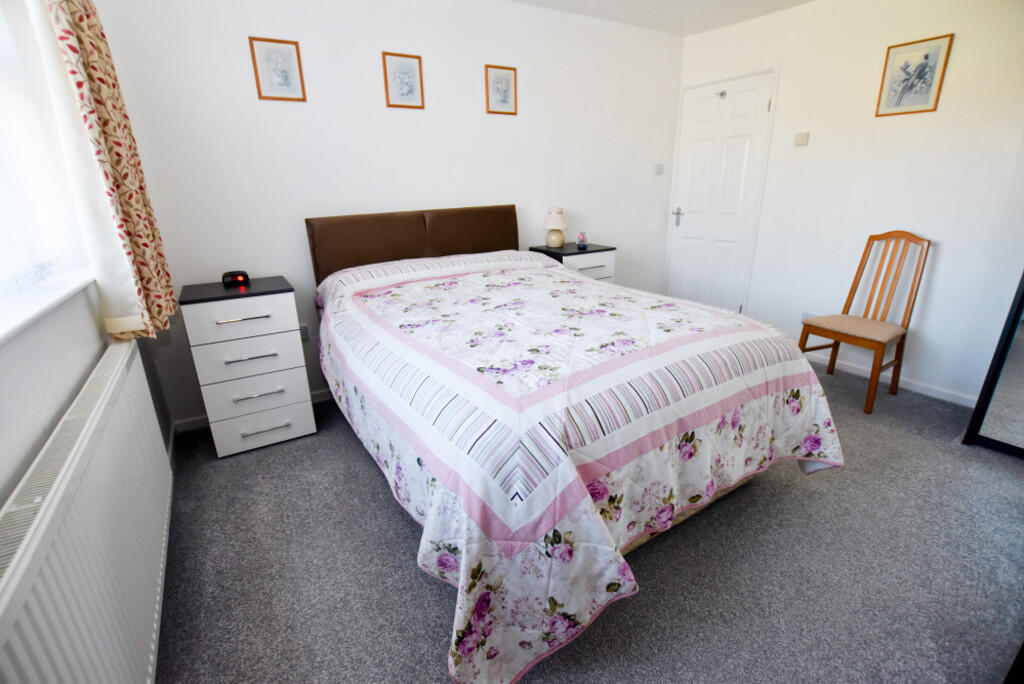 Bedroom 1b