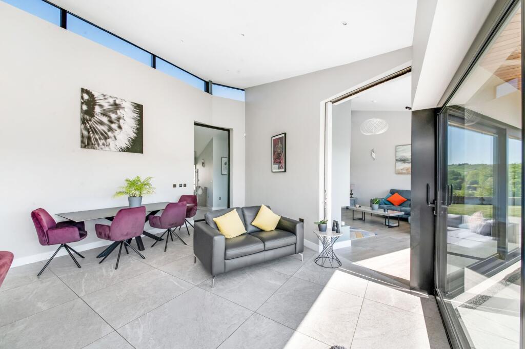 DINING LIVING KITCHEN