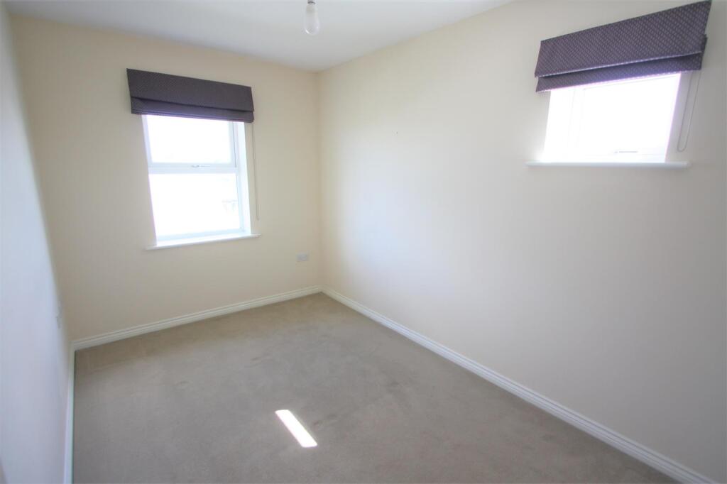 32 Littledale Row Bedroom 2