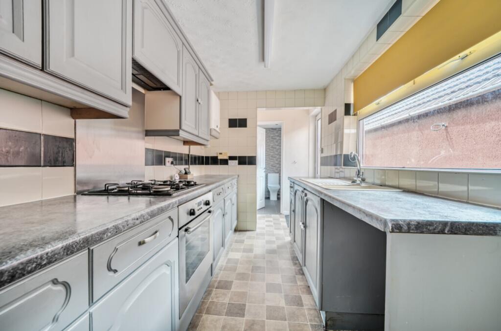 1316653-5-685ea42a4e610