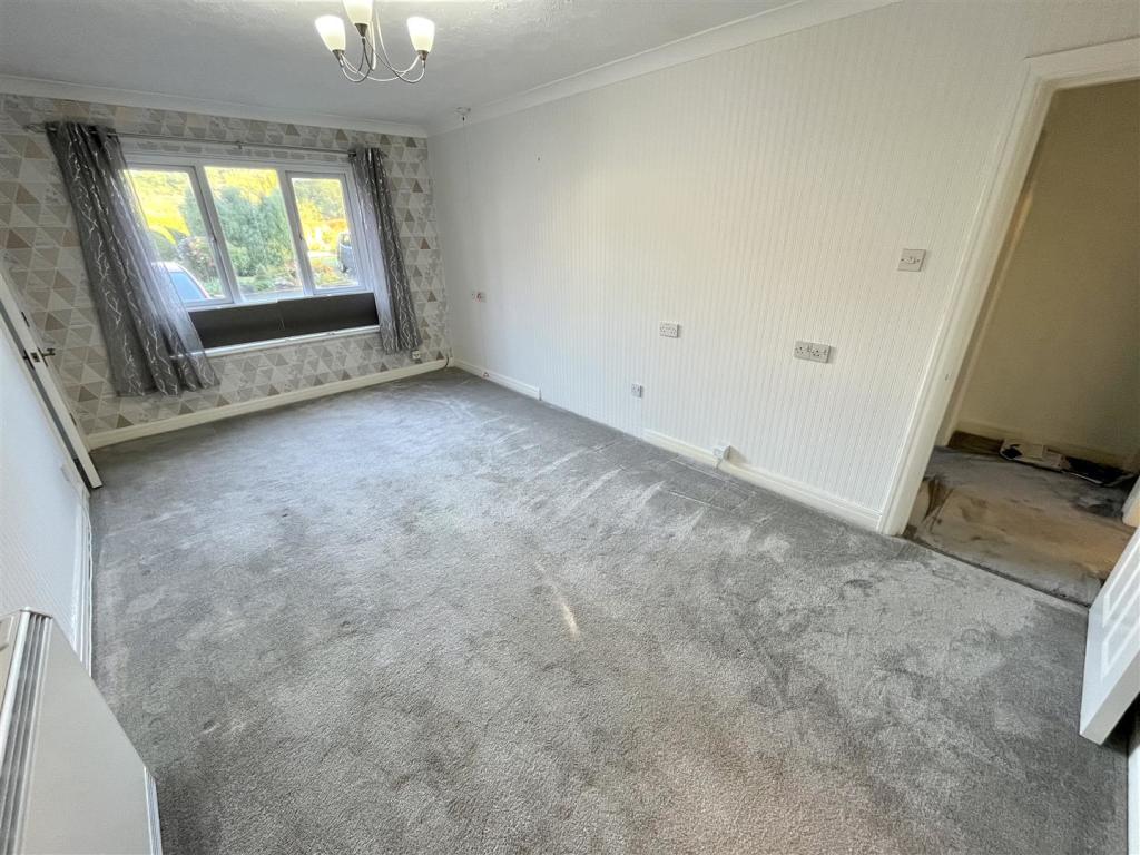 Lounge Aspect 2.jpg