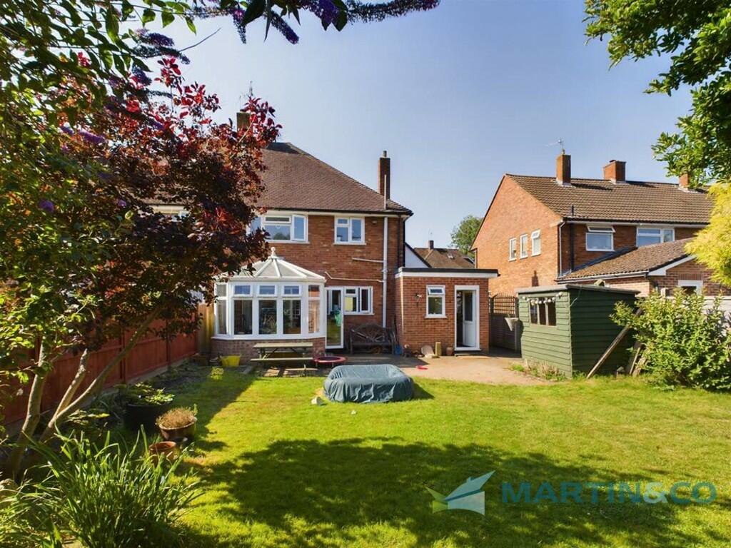 CAM02145G0-PR0024...