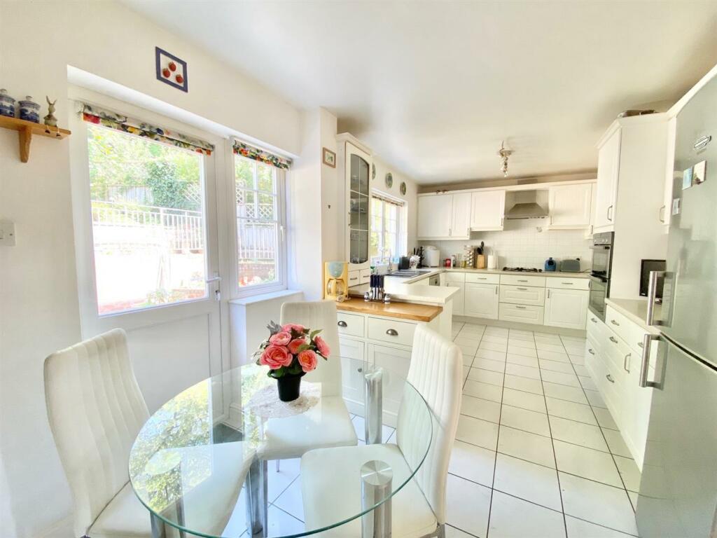 diner kitchen.jpg