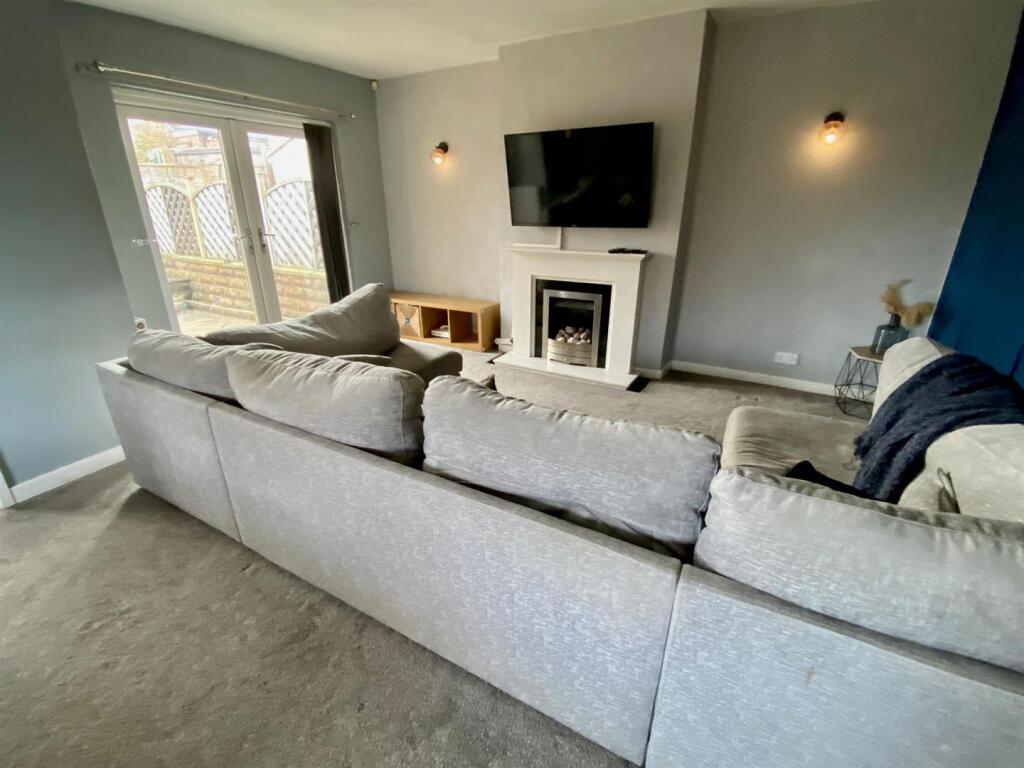 lounge.jpg