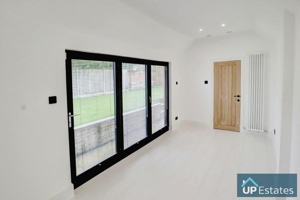 Living Kitchen Diner