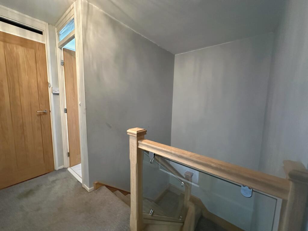 41E64C21-C40E-43B3-B5E0-CAC0D07F0879