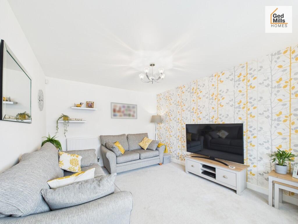 CAM04261G0-PR0084...