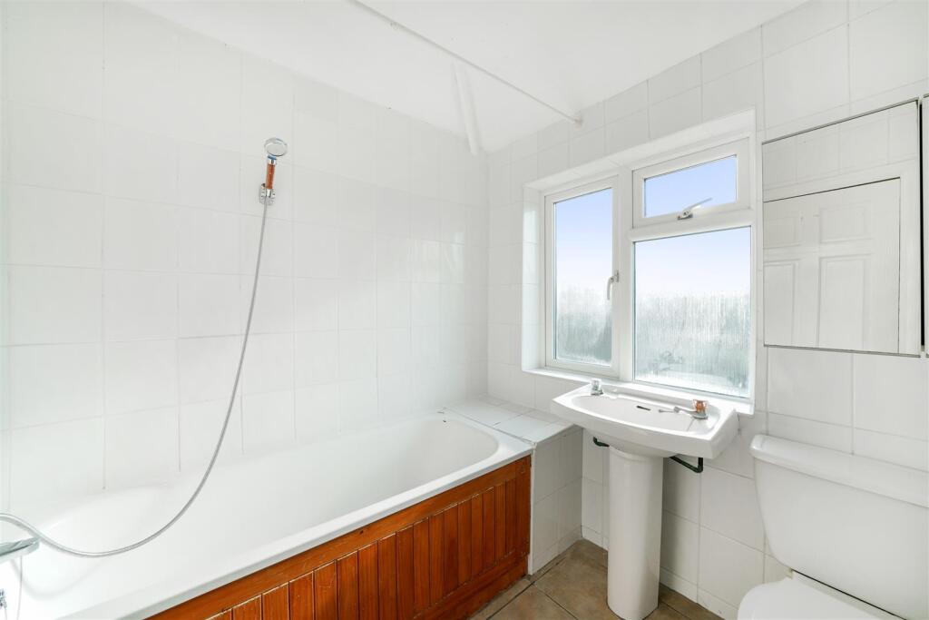 1 Tonfield Road - vWRYCQgMRuf9O8WYHtAh.jpg