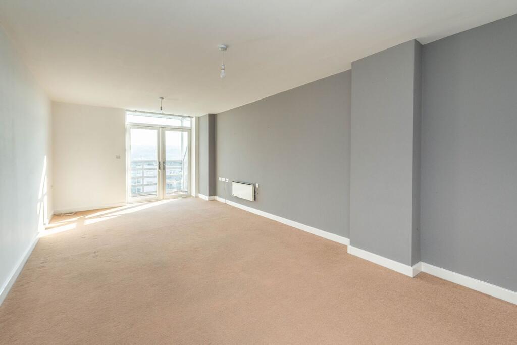 KITCHEN AND LIVING/DINING ROOM