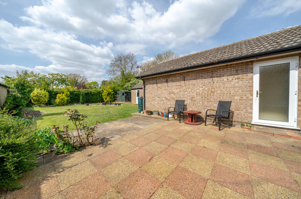 1283974 (3)
