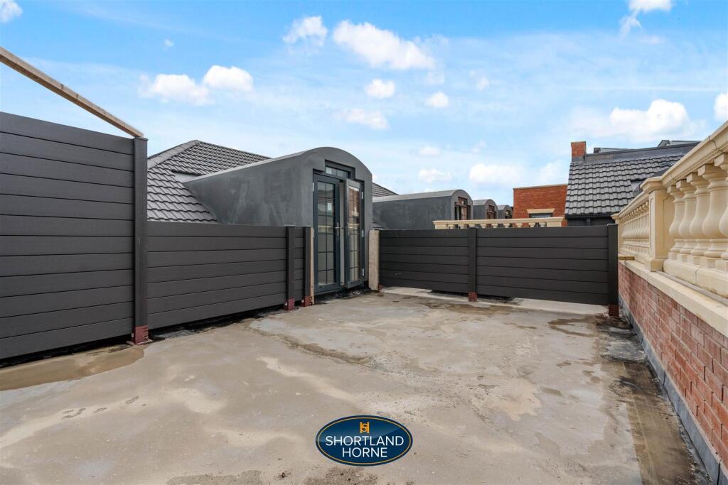 Essentia House, Hinckley WM (34 of 53).jpg