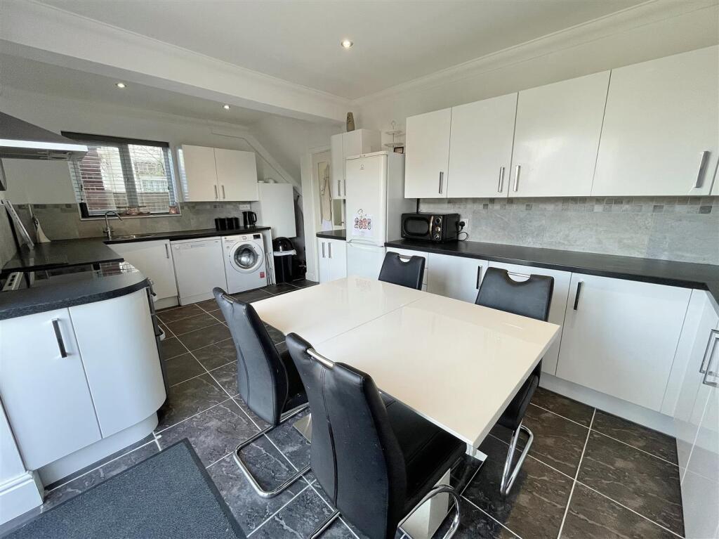Kitchen Diner