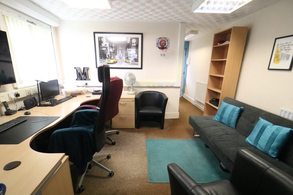 Annex - living ar...