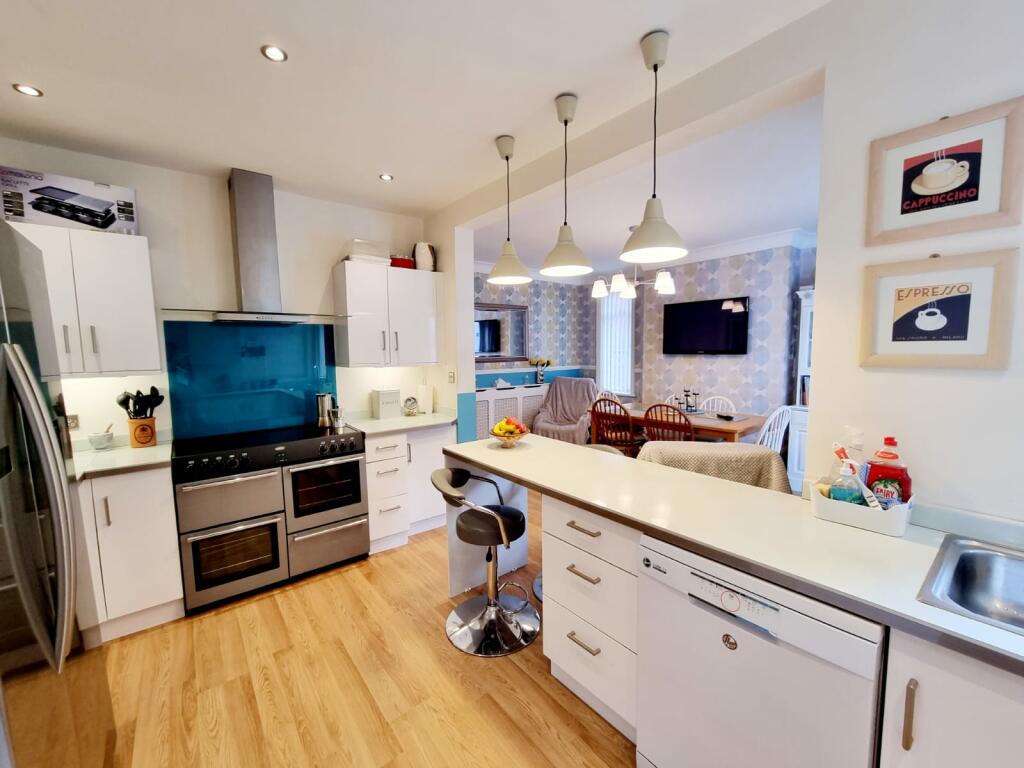 24c68e19-5f71-46a1-a65b-367af78cf818