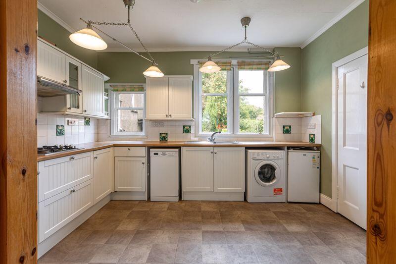 Breakfasting Kitchen