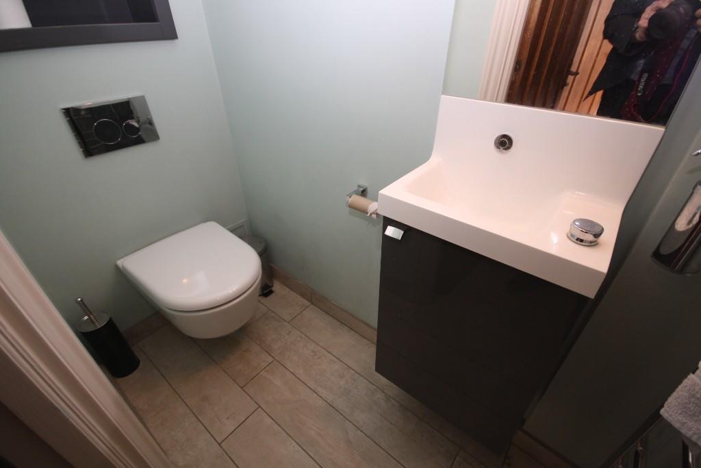 Modern Cloakroom 