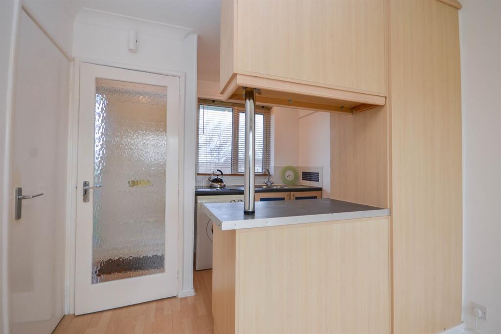 Lounge/Kitchen